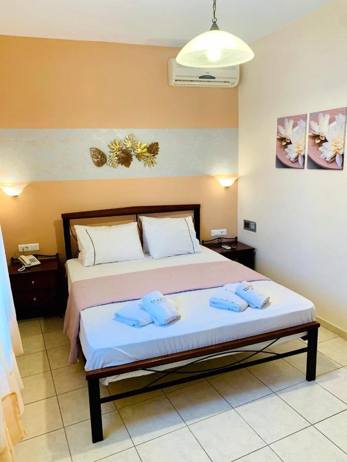 Virginia Hotel Tinos ภายนอก รูปภาพ